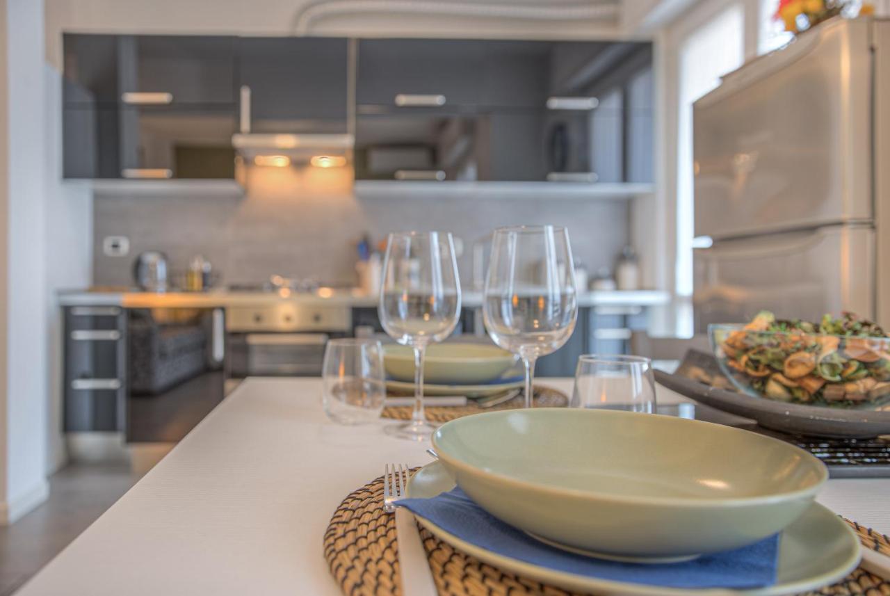 Annie House Appartamento Chic E Accogliente Σέστρι Λεβάντε Εξωτερικό φωτογραφία