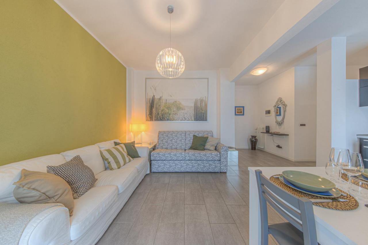 Annie House Appartamento Chic E Accogliente Σέστρι Λεβάντε Εξωτερικό φωτογραφία