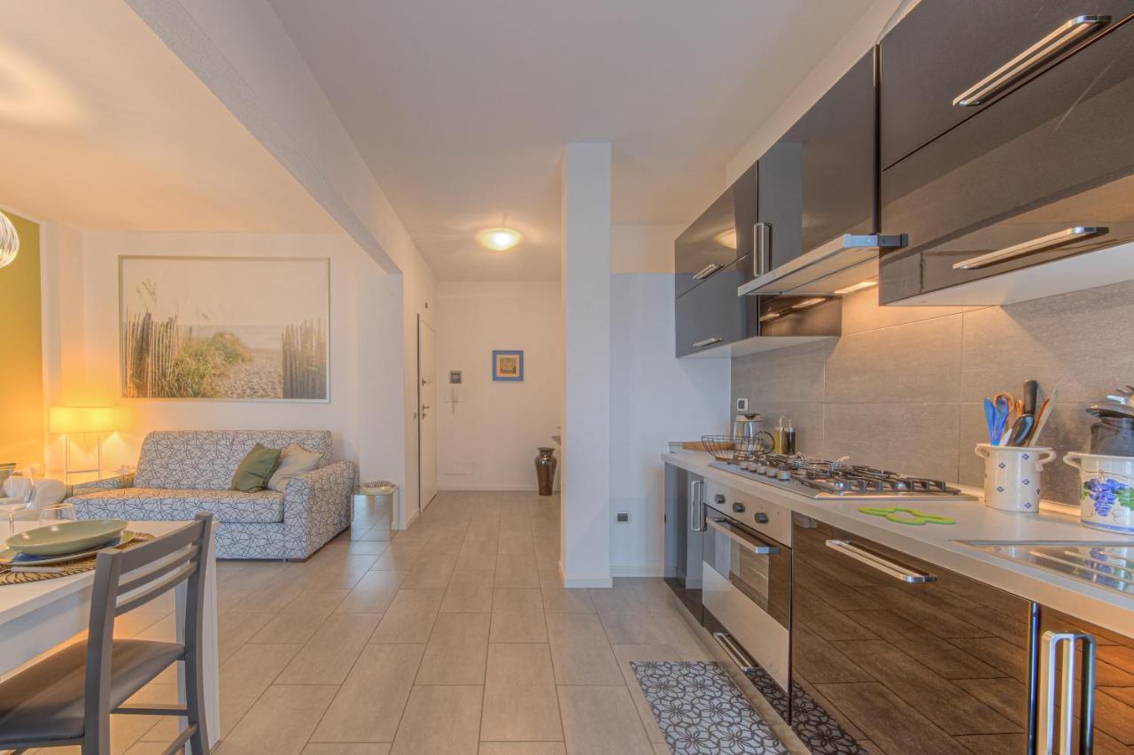 Annie House Appartamento Chic E Accogliente Σέστρι Λεβάντε Εξωτερικό φωτογραφία