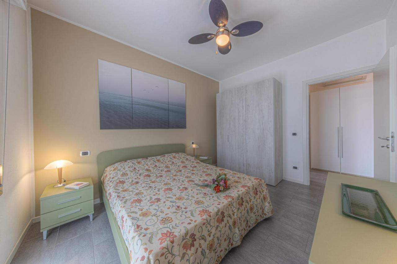 Annie House Appartamento Chic E Accogliente Σέστρι Λεβάντε Εξωτερικό φωτογραφία
