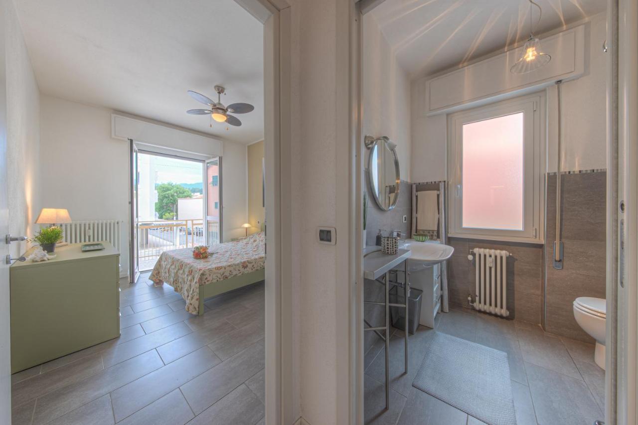 Annie House Appartamento Chic E Accogliente Σέστρι Λεβάντε Εξωτερικό φωτογραφία